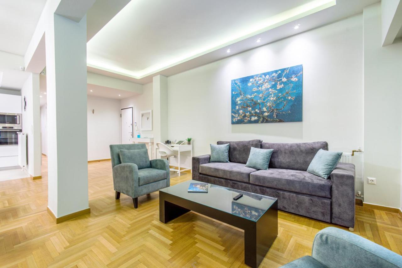 Urban Luxury On A Quiet Street In The Center Of Athens Leilighet Eksteriør bilde